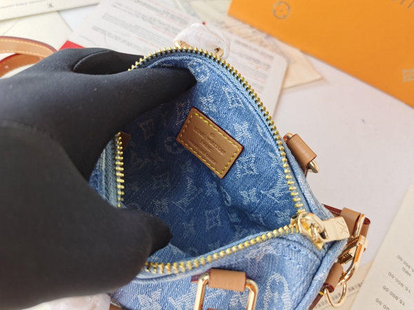 ルイヴィトンバッグ角部分ディテール